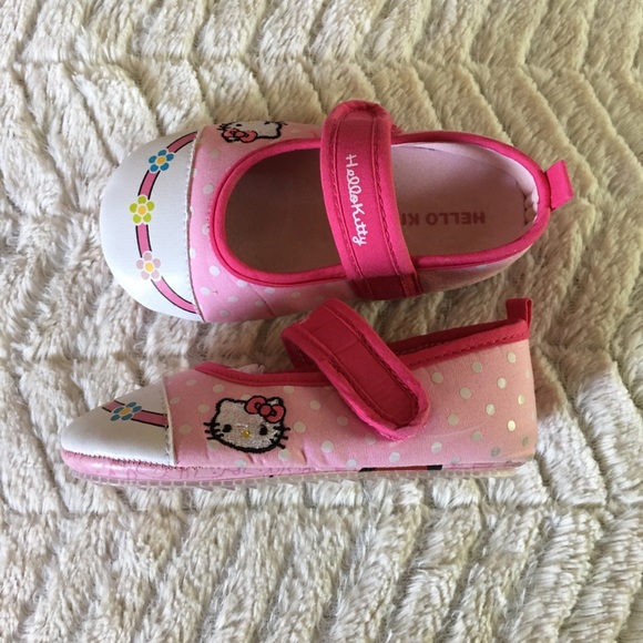 hello kitty baby walker